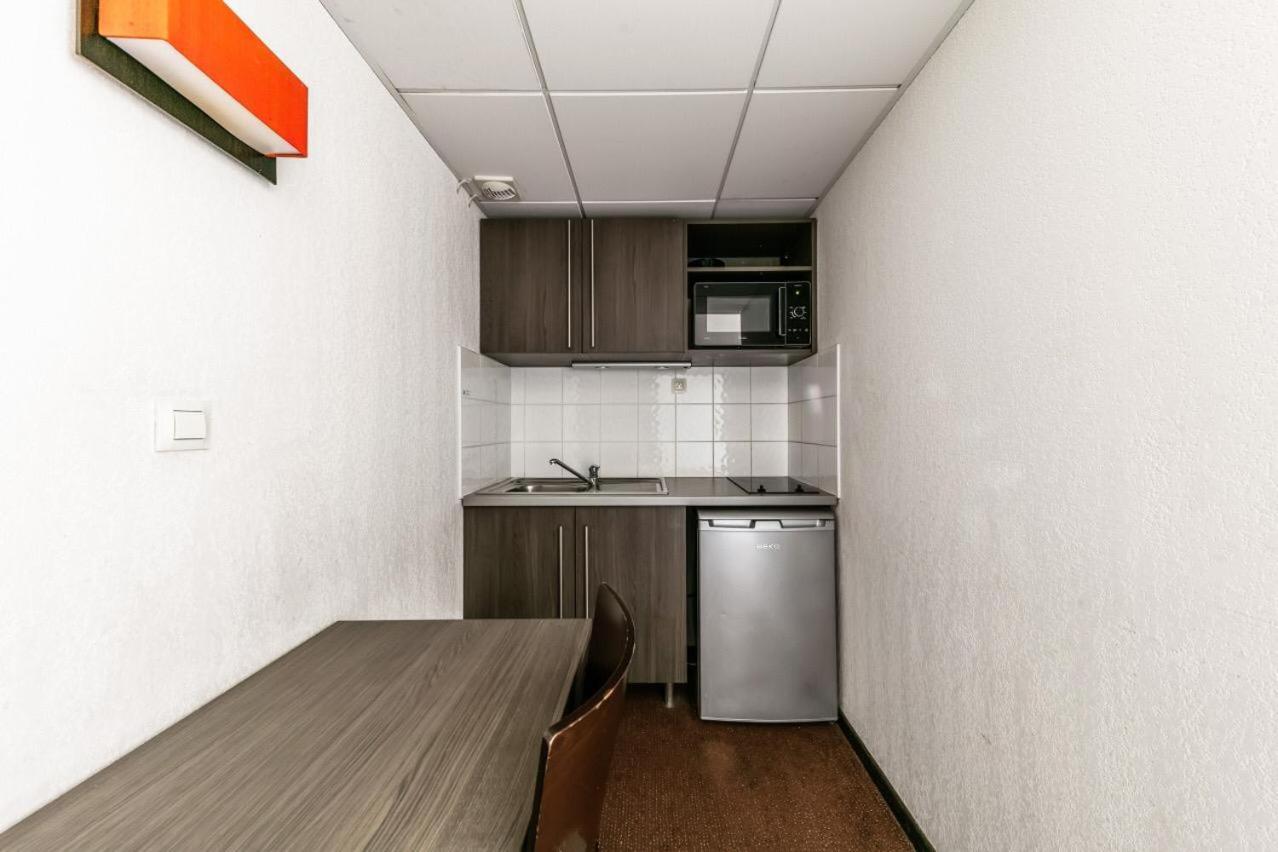 Studio Privatif Dans Hotel Residence Nimes Gare Eksteriør billede