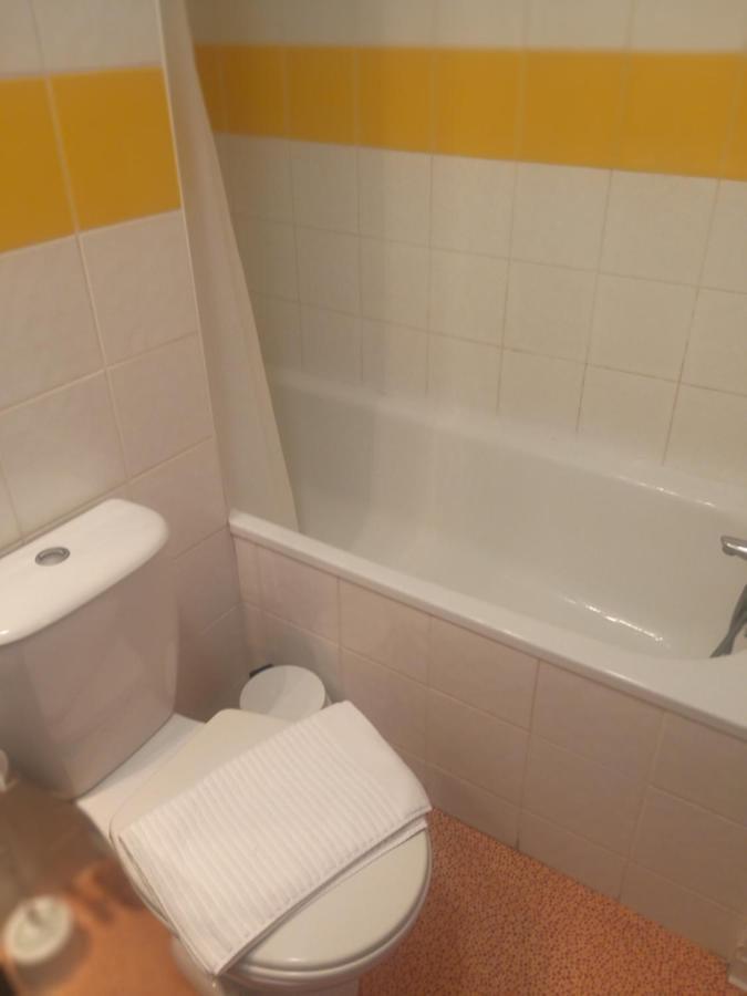 Studio Privatif Dans Hotel Residence Nimes Gare Eksteriør billede